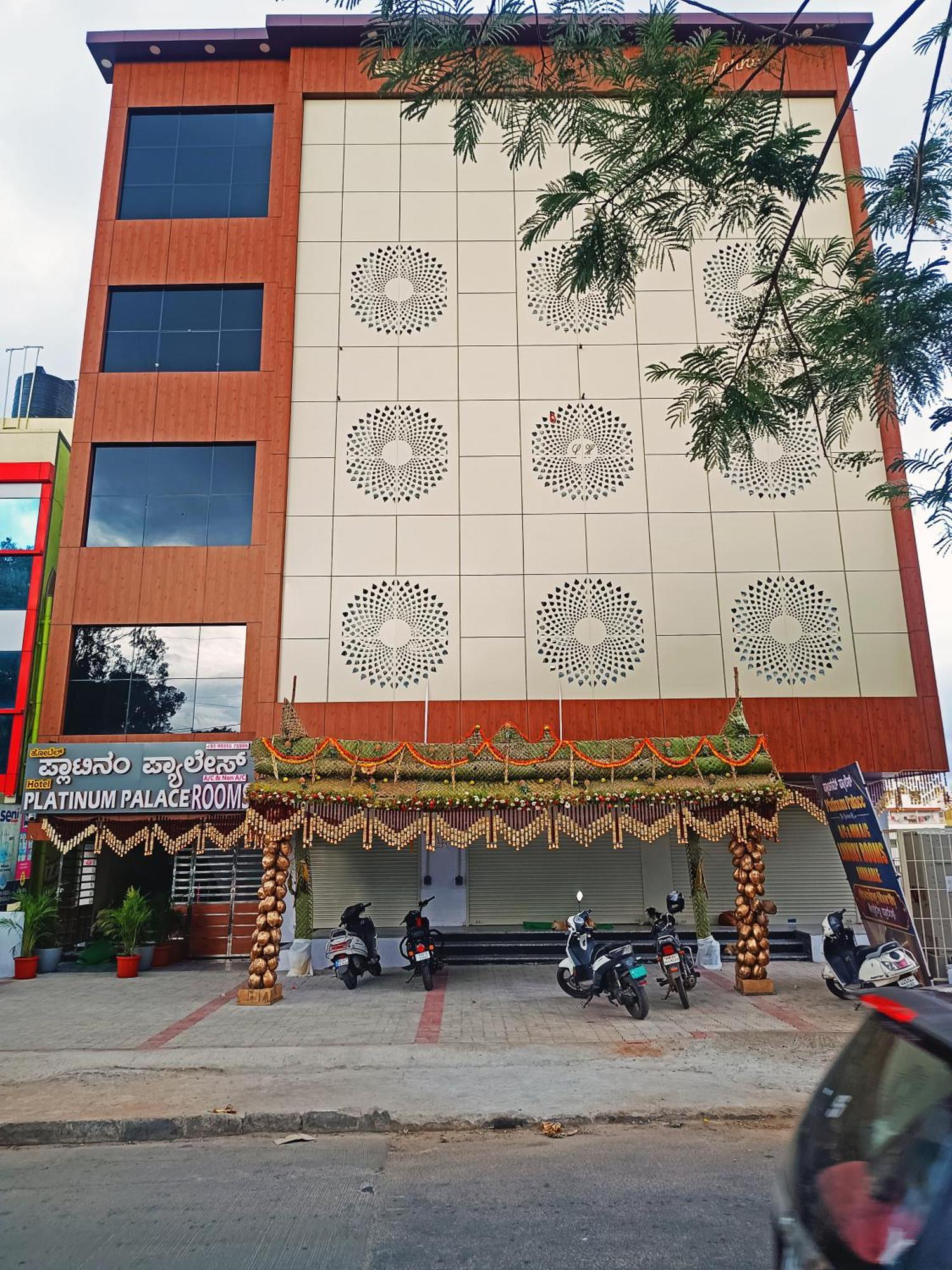 Hotel Achhu Palace Bangalore Exterior photo